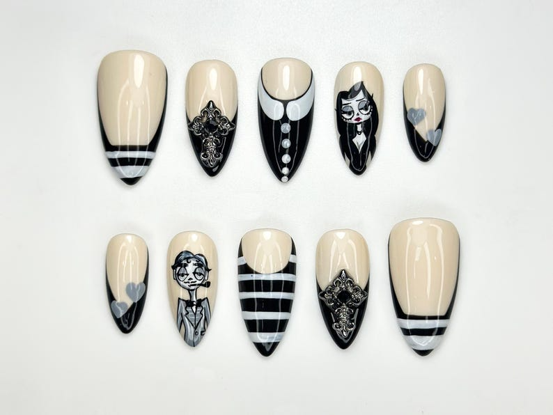 Gothic Family Press On Nails | Black & White Vintage Nail Art | Handmade Gothic Nails | Halloween Creepy Press Ons | Spooky Nails | OB163HK