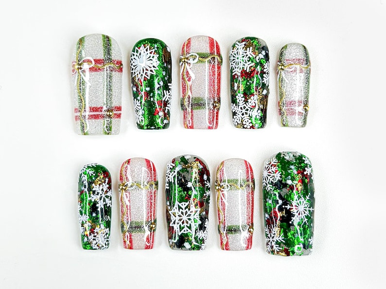 Holiday Sparkle Green Press On Nails For Christmas | Red Green Christmas Nails | Snowflake Glitter Nail Art | Festive Press Ons | Winter Nails | OC227HC