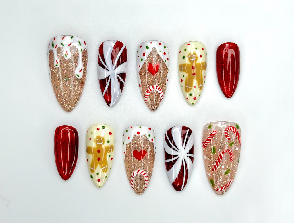 Wonderland Christmas Press On Nails | Santa Claus Christmas Nail Art | Candy Cane & Tree Nails | Cute Winter Nail Set | OB219EK