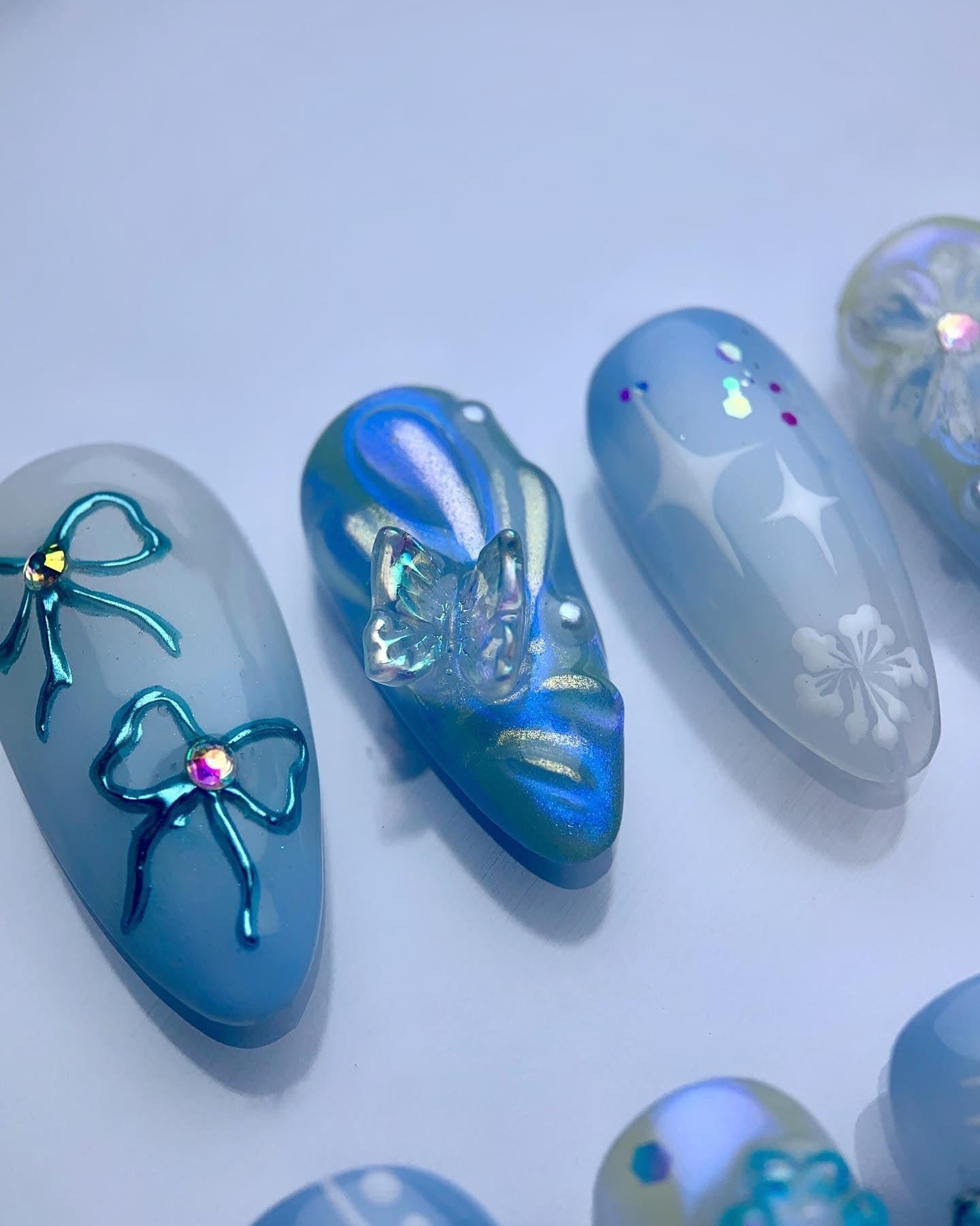Handmade Blue Holographic Floral and Bow Accents Reusable Press on Nails W09