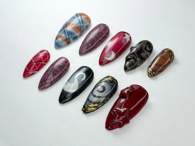Dark Academia Press-On Nails | Moon. Stars & Swan Design | Handmade Cosmic Nail Set | Baroque And Vintage Style | Celestial Nails | OB728HK