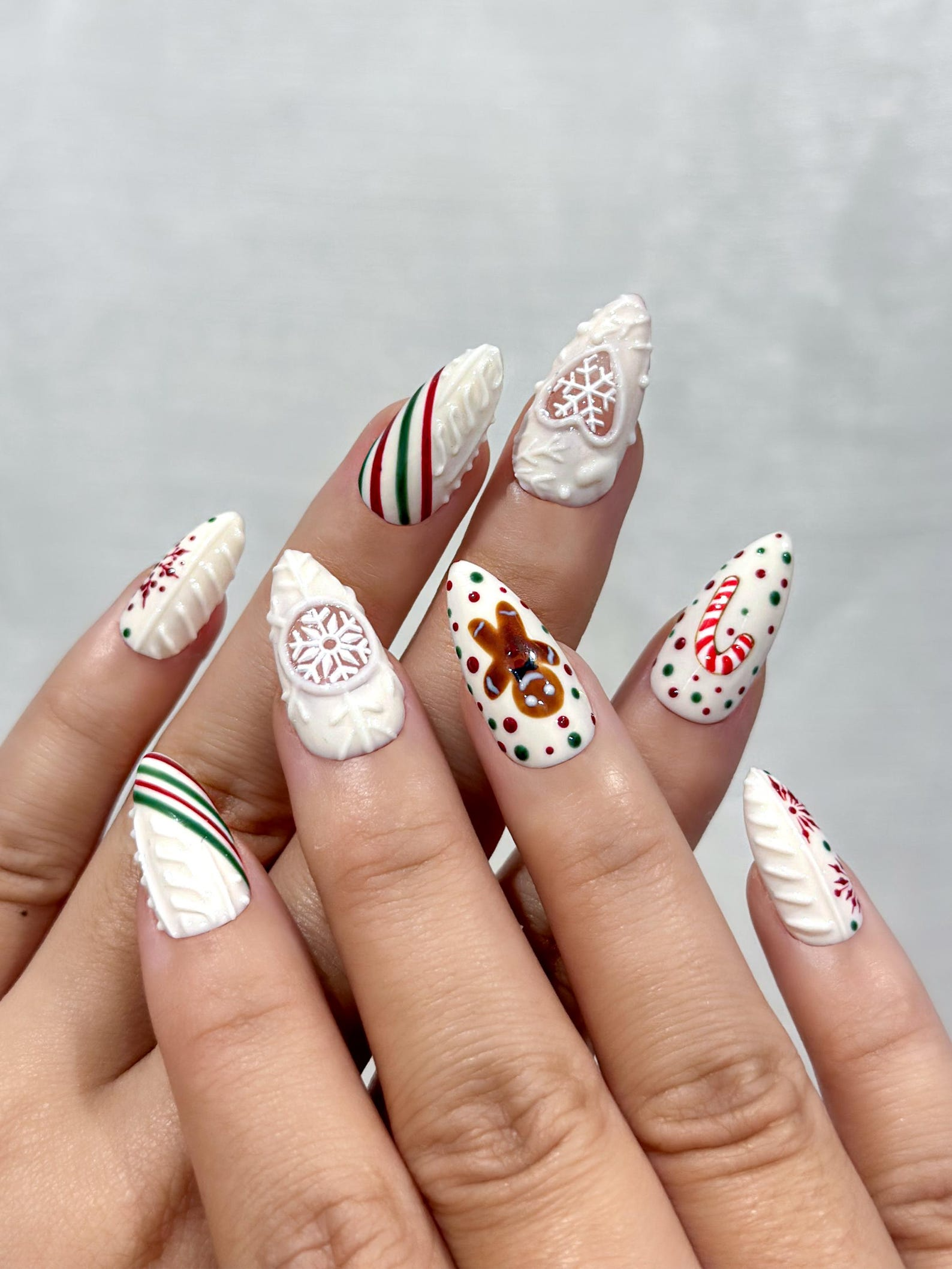 Candy Sweater Christmas Press On Nails | Snowflake Winter Nail Art | Red Green Stripe Holiday Nails |3D Cable Knit Nail | OB1212EC