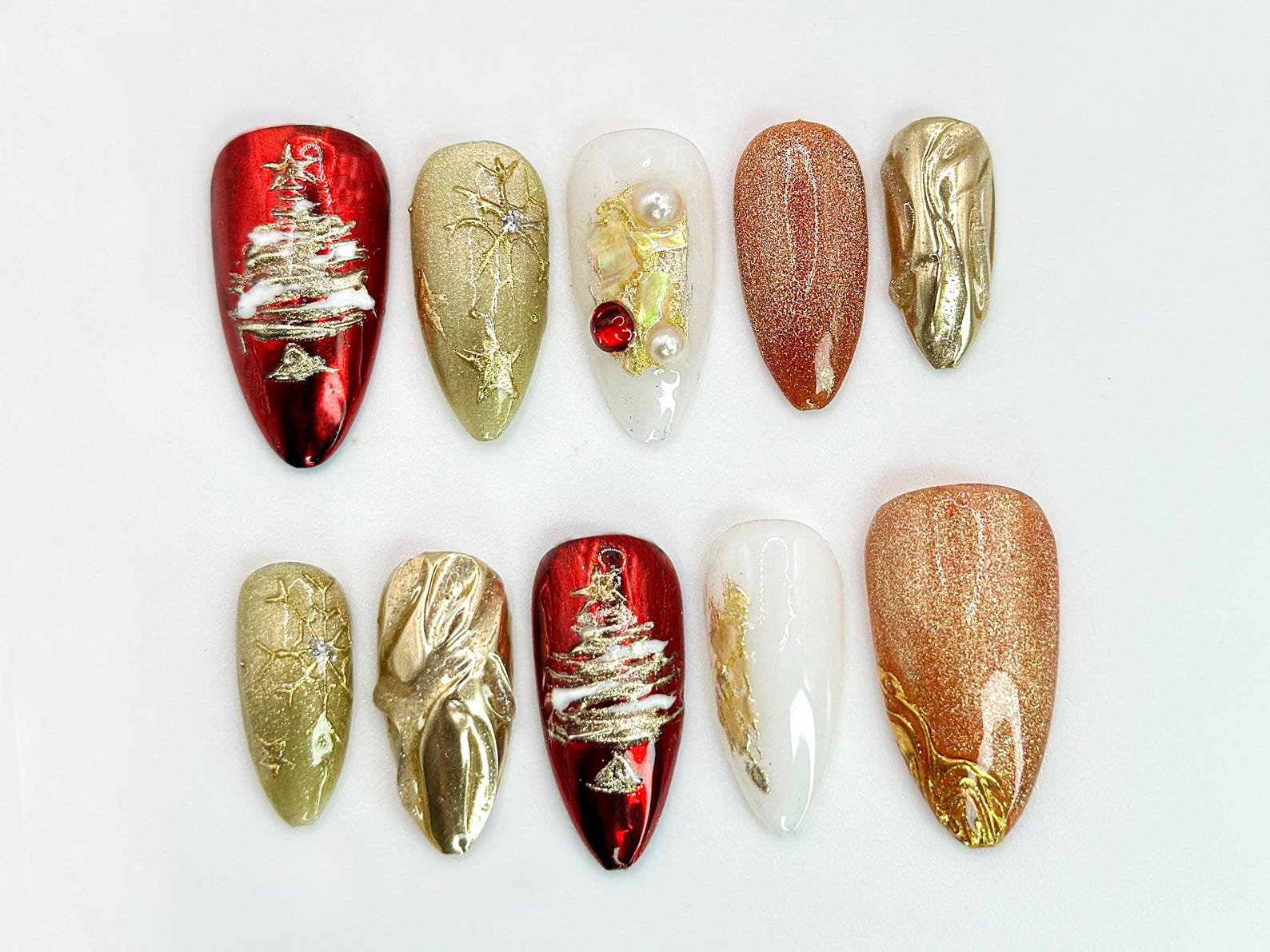 Christmas Tree Press On Nails | Red & Gold Holiday Nail Art with 3D Details | Christmas Tree. Pearl Accents | Holiday Nail Set| OC536HC