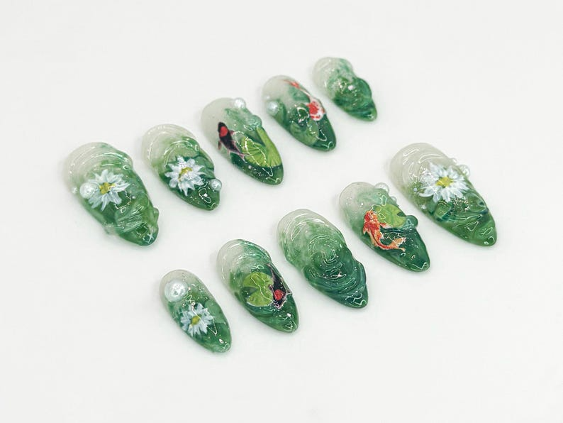 Realistic Koi Fish Press On Nails | OB72