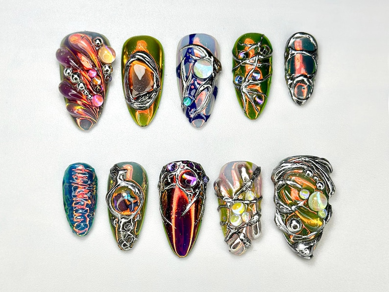 Holographic Chrome 3D Press On Nails | OBTRM