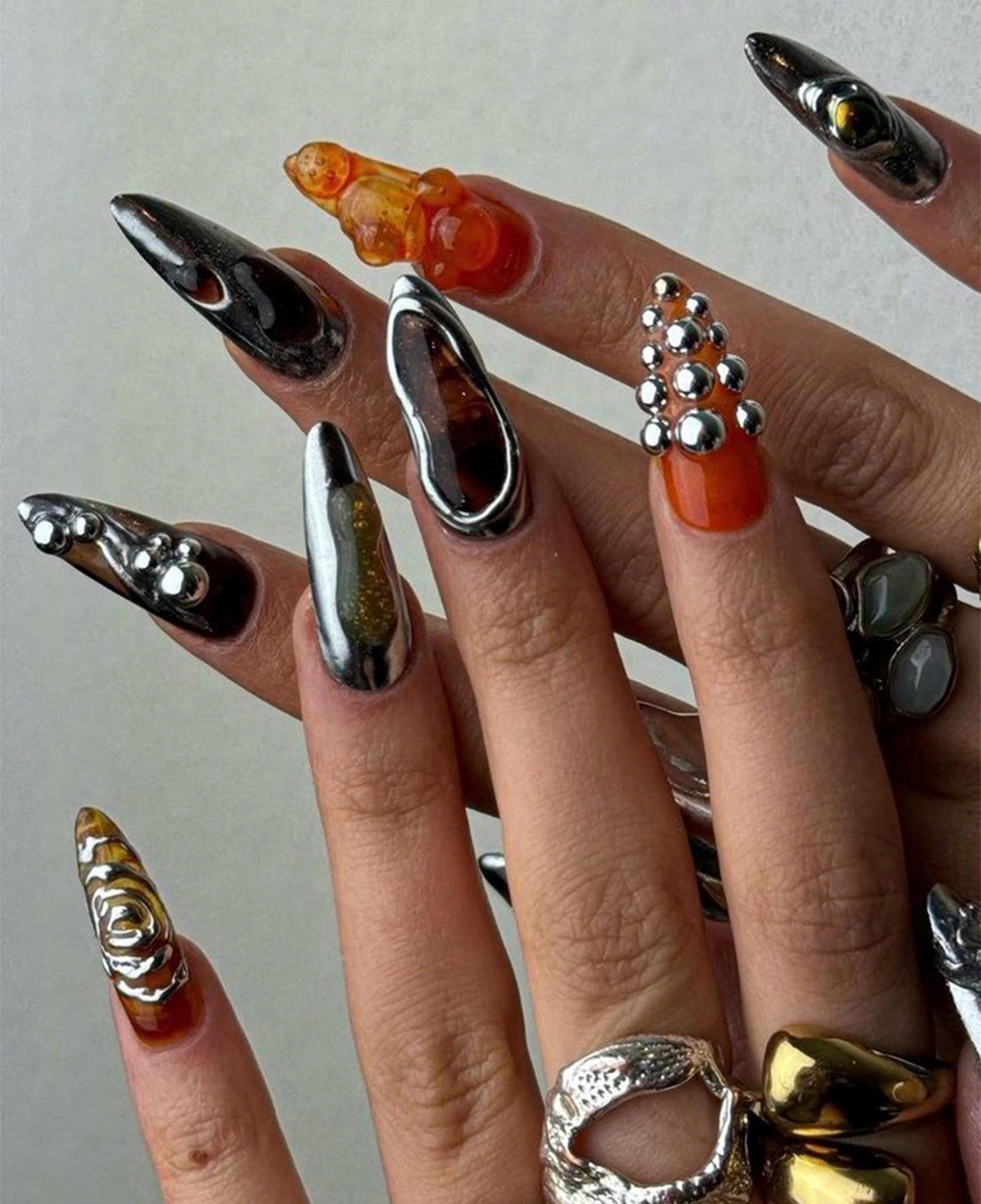 Glam Gothic Chrome Press On Nails | Edgy Metallic Fake Nails | Silver Metallic & Marble Nail Art | Gothic. Y2K Inspired Press Ons | OC686YK