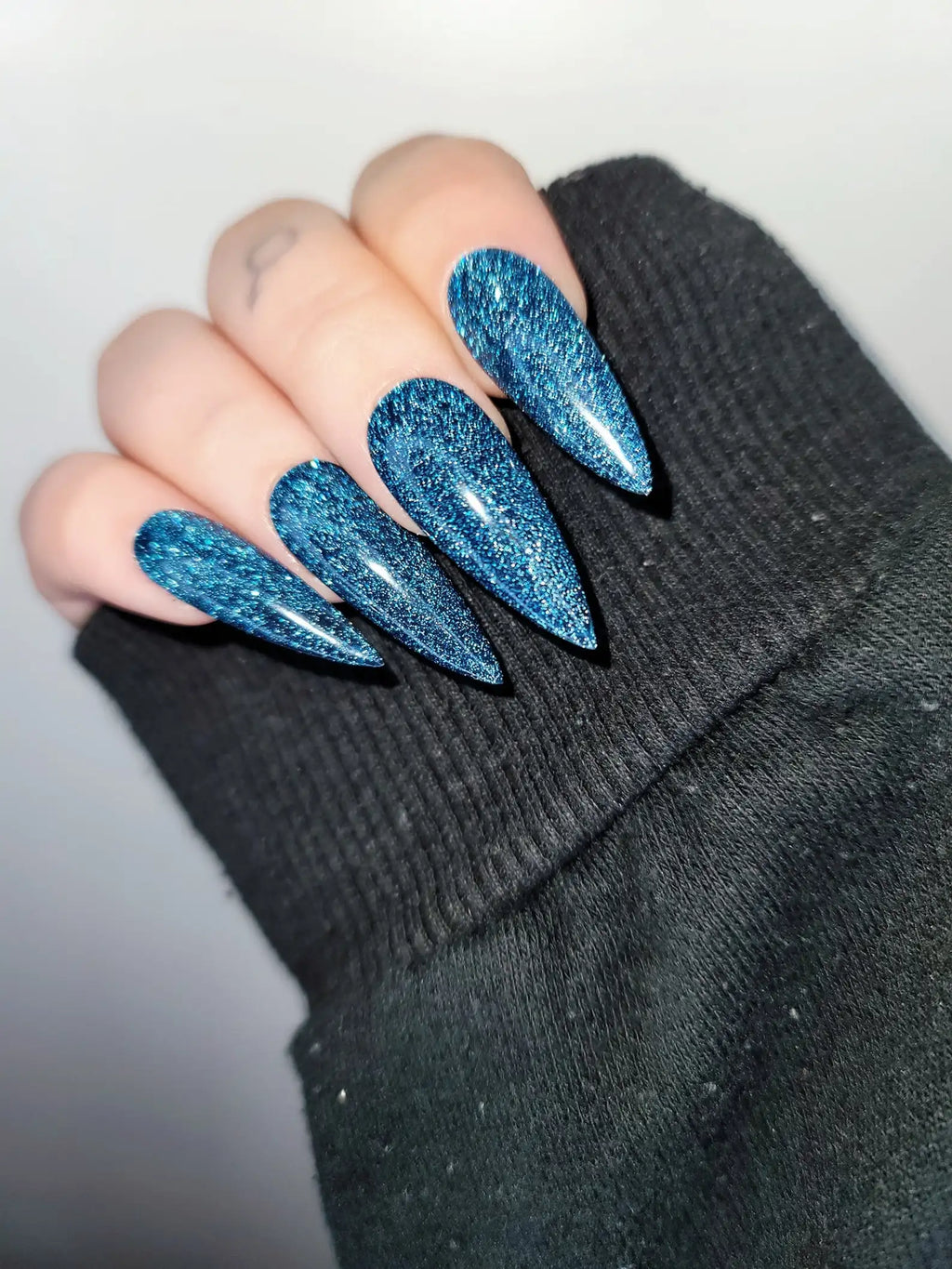Blue Super Glitter Glossy Handmade Press on Nails - Luxury Reusable Fingernails E42