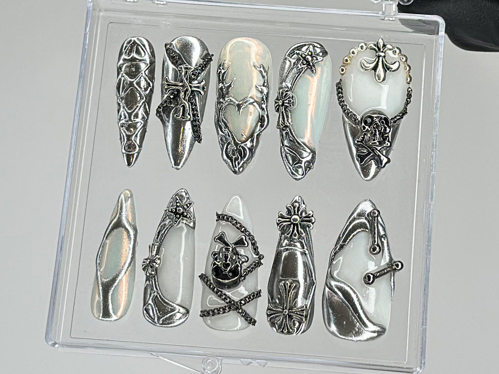 Luxury Gothic Press On Nails | Unique Skull and Chain Fake Nails | Custom Silver Nail Art | Gothic Nails | press ons | Y2k Nails | OC402TL