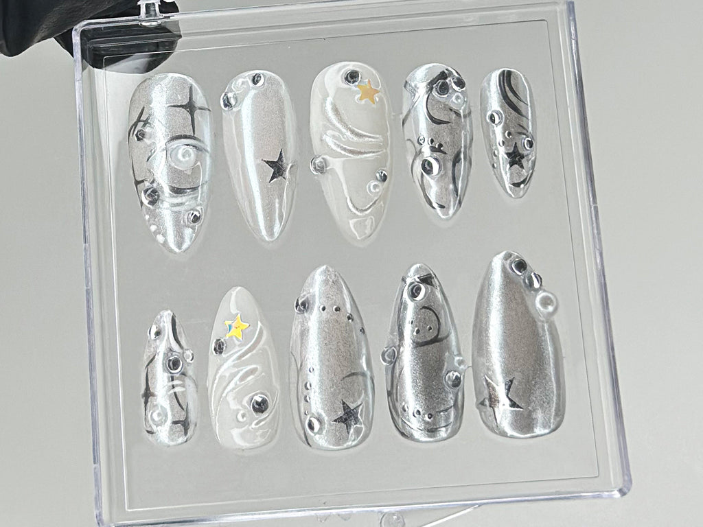 Chrome Effect Press On Nails | Metallic & Eye-catching Nail Art | Stunning and Reflective Nail Art | Christmas Nails. gifts for her | OB78T