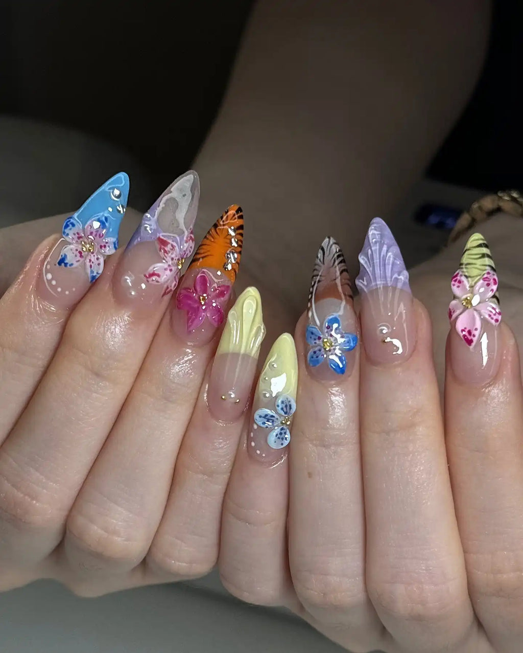 Handmade 3D Floral Multicolored Tiger Print Seashell Summer Fake Nails G38