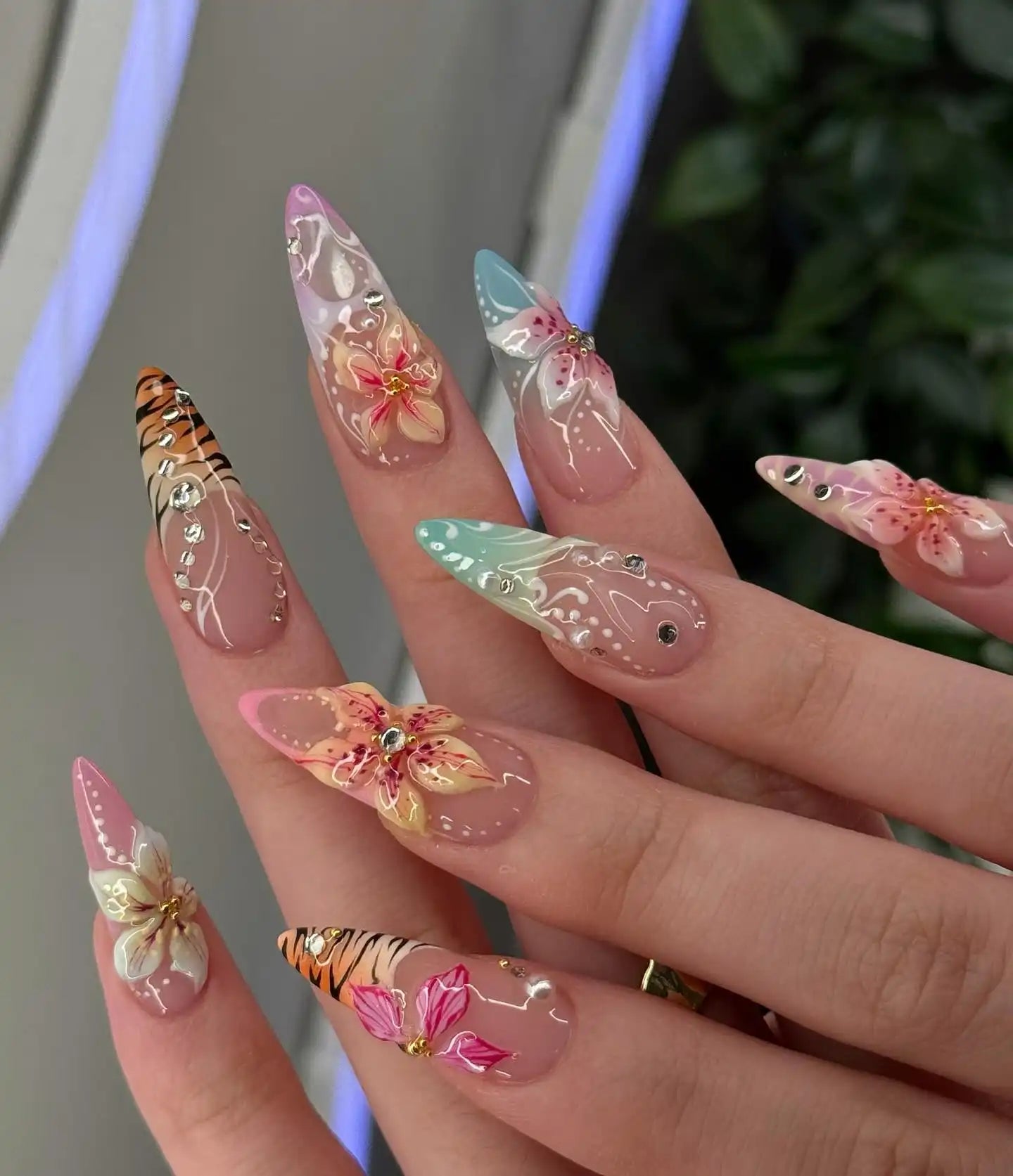 Handmade 3D Floral Ombre Tiger Print Rhinestone Summer Press on Nails M80