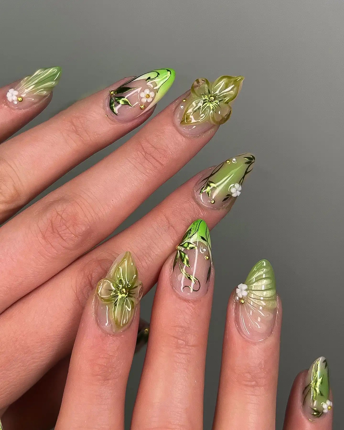 Handmade 3D Green Floral Design Clear Reusable Press on Nails R68