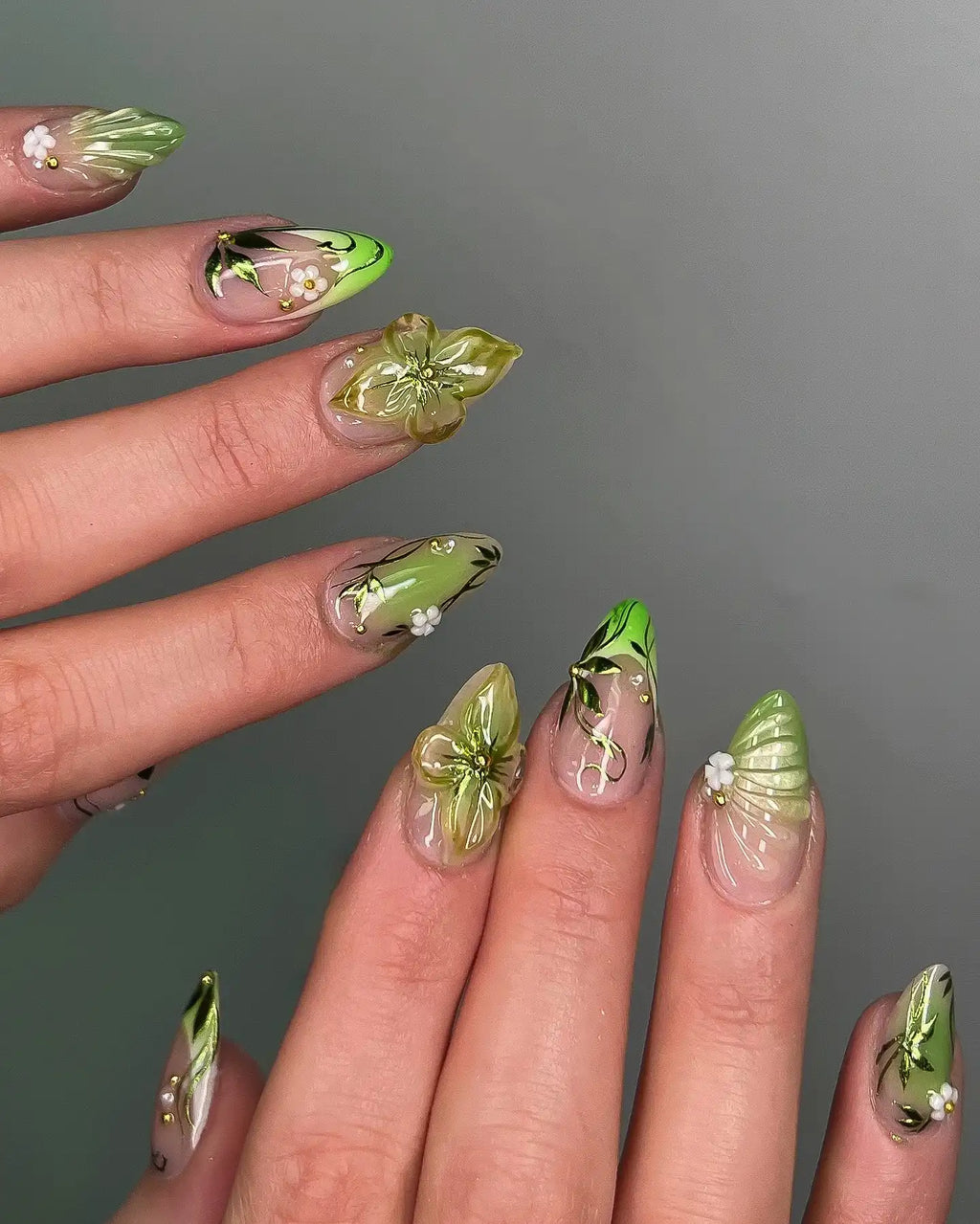 Handmade 3D Green Floral Design Clear Reusable Press on Nails R68