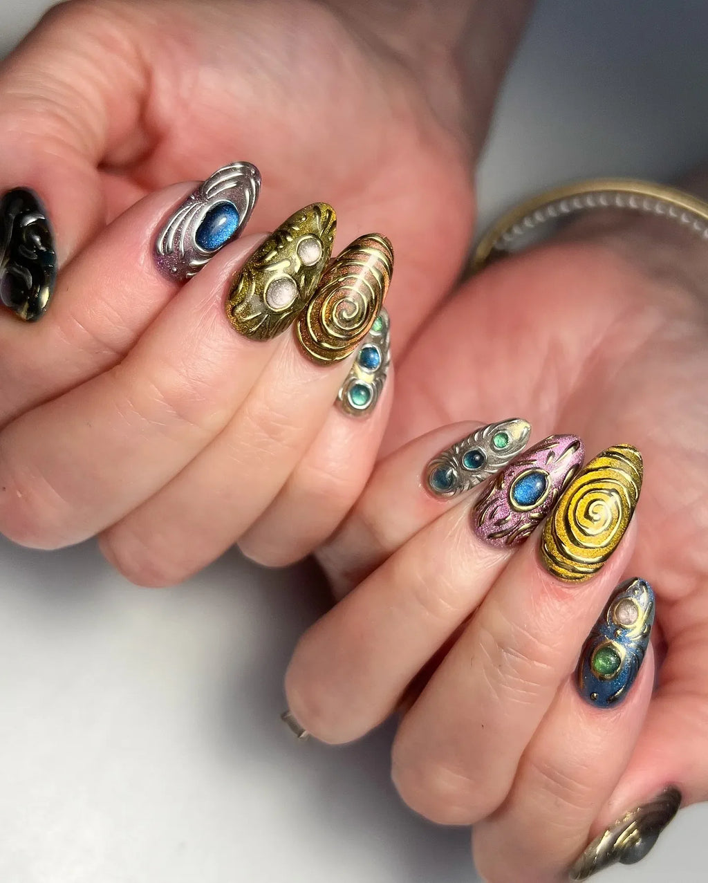Handmade 3D Metallic Ancient Artifact Gemstone Chrome Press on Nails G32