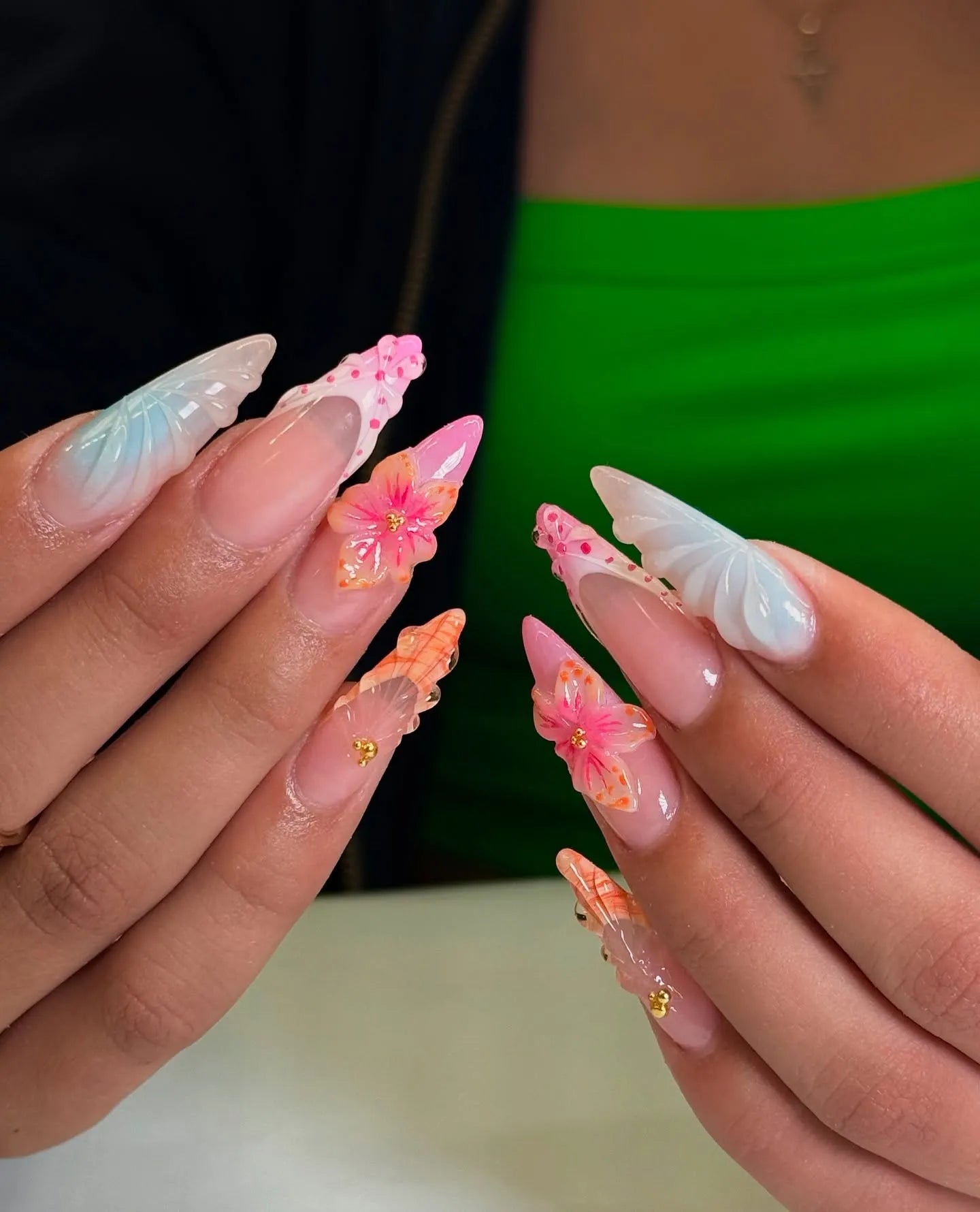 Handmade 3D Pastel Mermaid Shell Tropical Floral Pearl Artistic Press on Nails V28