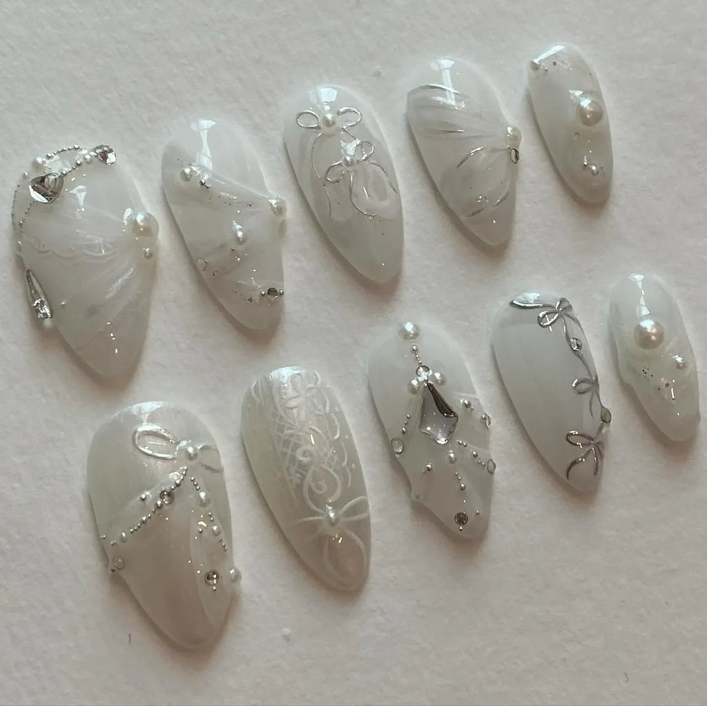 Handmade Bridal White Silver Swirl Bow Pearl Chain Luxury Press on Nails S84