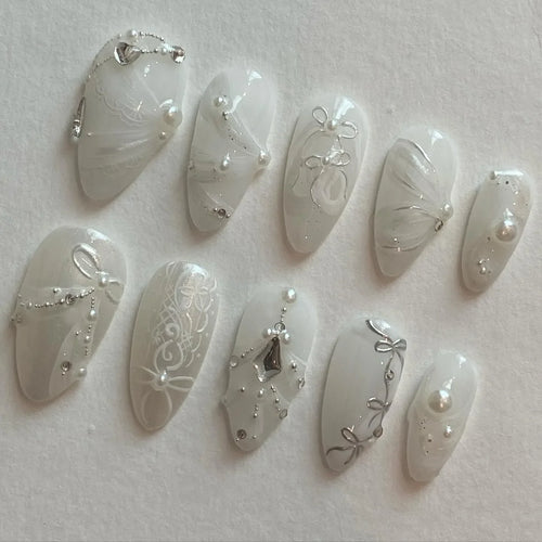 Handmade Bridal White Silver Swirl Bow Pearl Chain Luxury Press on Nails S84