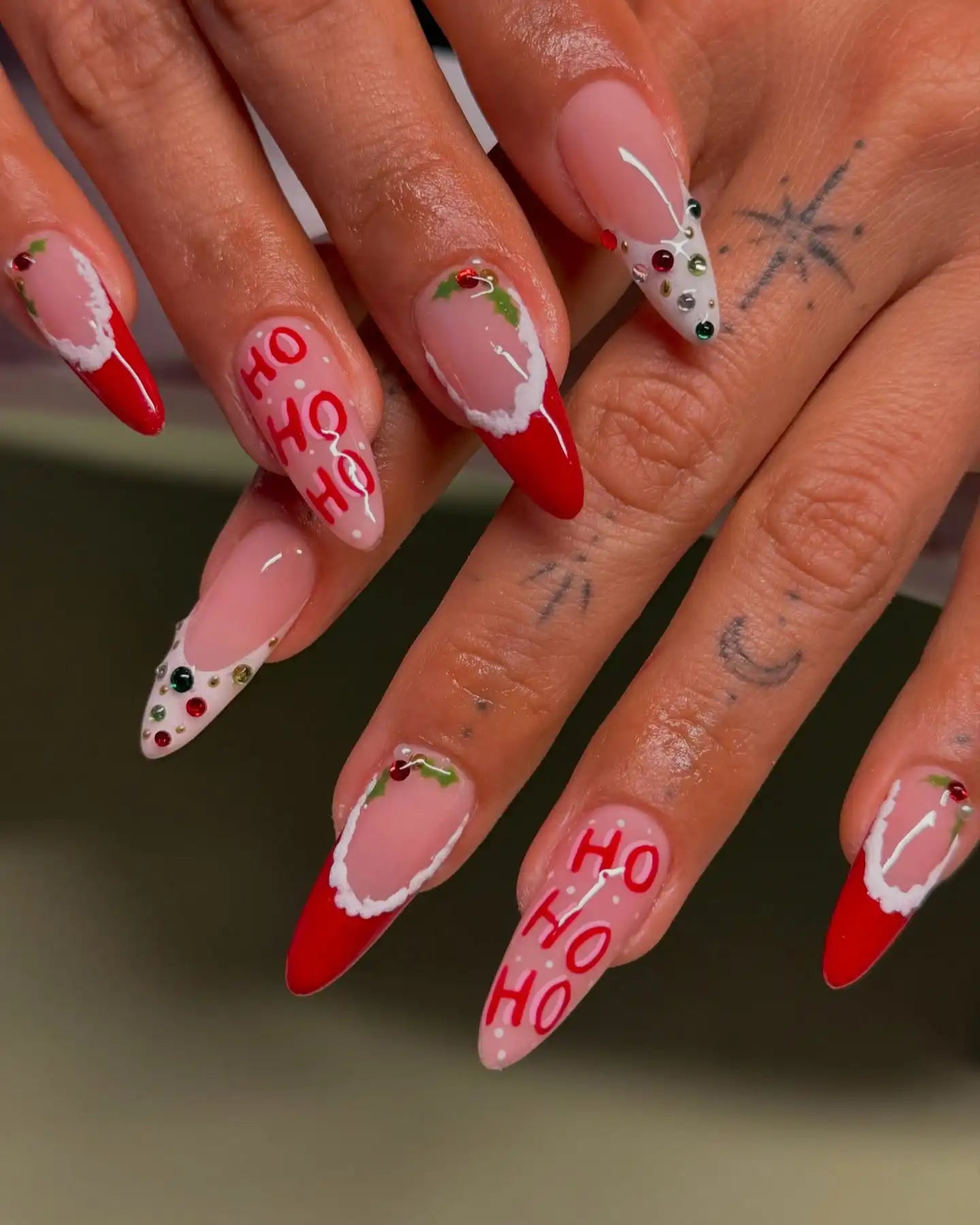 Handmade Christmas Ho Ho Ho and Holly Design Press on Nails V20